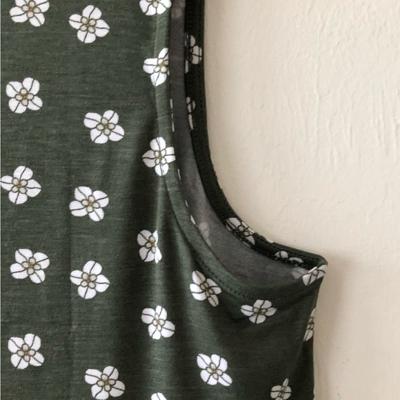 Womens CROFT & BARROW Semi Loose Sleeveless Top Size 3X Stretch Green White New - Picture 8 of 9